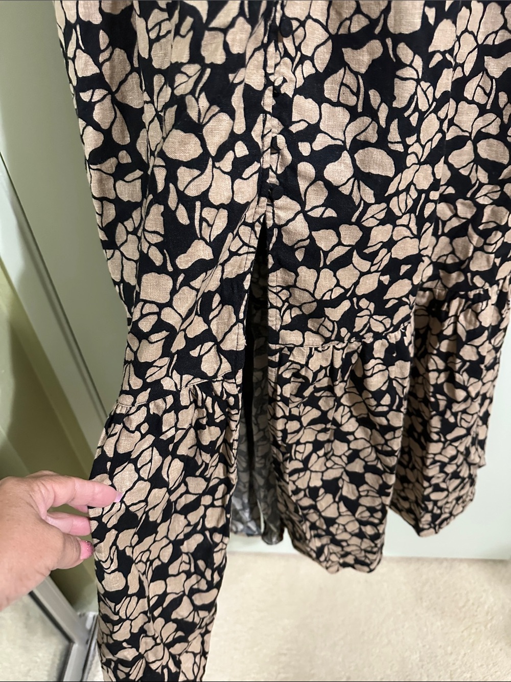 Abercrombie & Fitch Black and Blush Floral Maxi Dress - Picture 2 of 8